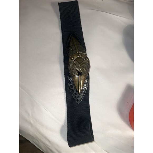 Vtg Motion East USA Black Stretch Belt Medieval Arrowhead Latch Buckle Womens M - Picture 2 of 7